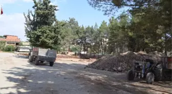 Okul Bahçesine Sınıf Yapılmasına Tepki