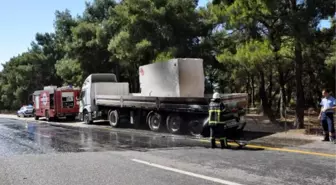 Mermer Yüklü Tır'daki Yangını İtfaiye Söndürdü