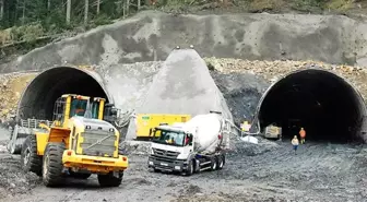 Ilgaz Dağı'nın 'Ferhatları' Hızla Tünel Kazıyor