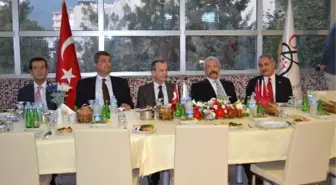 Okü'den İftar Yemeği