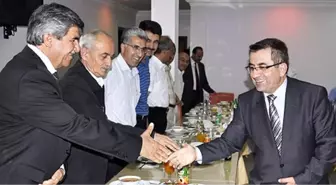 TÜDEMSAŞ'ta İftar Yemeği