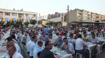 AK Parti İstanbul İl Başkanlığı Hayrabolu'da İftar Yemeği Verdi