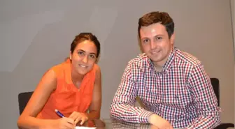 Müge Örencik Kuğu Oldu