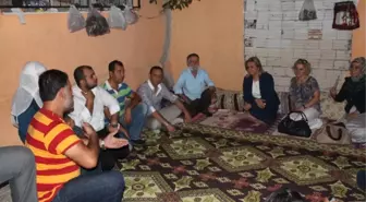 Bayraklı Sokaklarında AK Parti Rüzgarı Esti