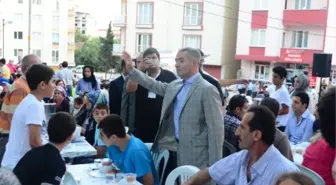 Dr. Senai Demirci, Beylikdüzü Halkına Yaşamı Anlattı