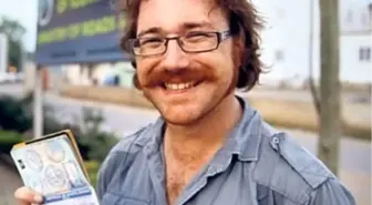 Hiç Uçağa Binmeden 4 Yılda 201 Ülke Gezdi