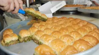 Baklavacıların 'Tatlı' Mesaisi Başladı