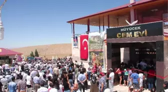 Hüyücek Cemevi Törenle Açıldı