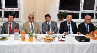 Devlet-Millet Özel İdarenin İftarında Buluştu