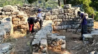 Pedasa Antik Kenti'nde Kazı Çalışmaları Sürüyor