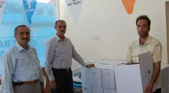 AK Parti Samsat'ta Yardım Paketleri Dağıttı