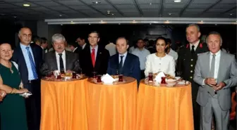 Antalya Protokolü Bayramlaştı