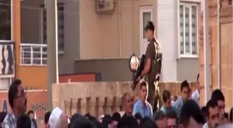 Bakan Güler, Suriye'de Akan Kanın Durmasını İstedi