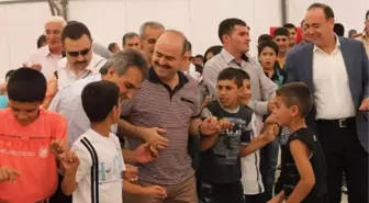 Protokol Bayramlaşması Kalktı, Halk Bayramlaşması Geldi
