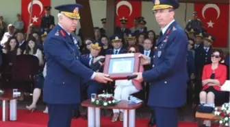 Eskişehir 1'nci Ana Jet Üs Komutanlığında Devir Teslim Töreni