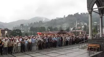 Rize'nin Güneysu İlçesinde Mısır'da Ölenler İçin Gıyabi Cenaze Namazı Kılındı