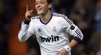 M. United'dan Mesut Özil'e 50 Milyon Euro'luk Teklif