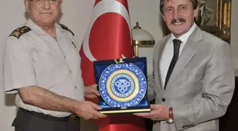 Orgeneral Turmuş'tan Rektöre Veda Ziyareti