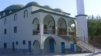 Sungurlu'da Hayırseverlerin Yardımıyla Yapılan Amina Hatun Camii İbadete Açıldı