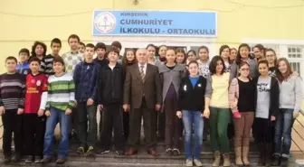 Cumhuriyet Ortaokulu Öğrencilerinden Üstün Başarı