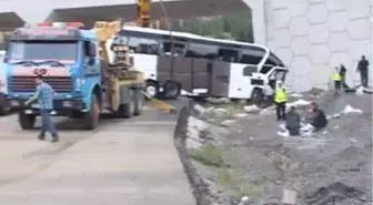 Kütahya'da Zincirleme Trafik Kazası, 20 Yaralı