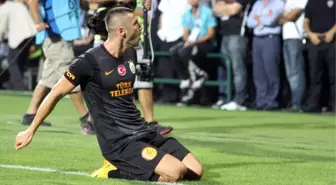 Bursaspor: 0 Galatasaray: 1 (İlk Yarı Sonucu)