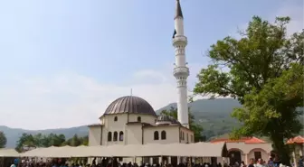 Karadağ'da Yeniden İnşa Edilen Bioçe Camii Hizmete Açıldı