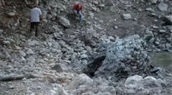 Sakarya Nehri'nden Bin 400 Yıllık Kale Kalıntısı Çıktı