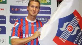 Karabükspor'da Pedersen İmzayı Attı