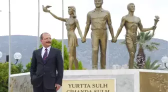 Kuşadası Belediye Başkanı Altungün'den Zafer Bayramı Mesajı