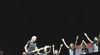 Roger Waters Konserinde Neler Yaşandı?