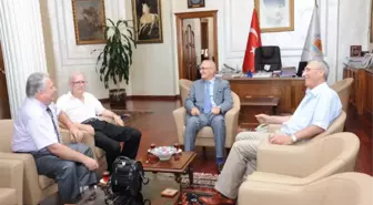 Vali Yardımcılarından Başkan Yılmaz'a Veda Ziyareti