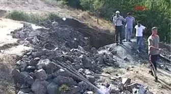 Çeşme İçin Kuyu Kazarken Toprak Kaydı: 1 Ölü, 1 Yaralı