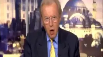 İngiltere'nin En Ünlü Gazetecisi 74 Yaşında Öldü