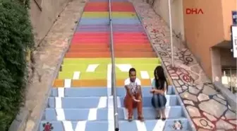 Boyalı Merdivenler
