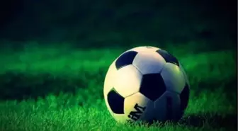 Genç Kadın Futbol Takımımız Yunanistan'ı 5-2 Yendi