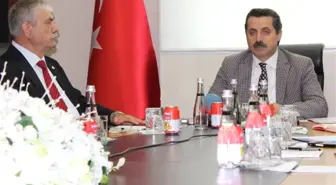 Bakan Çelik Disk Heyetini Kabul Etti (2)