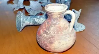 Side Kazılarında Mozaik Zemin Gün Işığına Çıkarıldı