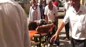 Sınırı Aşan Kurşun Tarladaki Kadına İsabet Etti