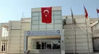Haşim İşcan'da Tadilat Başladı