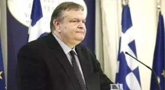 Yunanistan Dışişleri Bakanı Venizelos Kahire'de