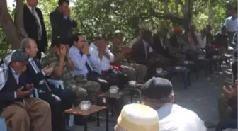 Hakkari Valisi Kalkan'ın Taziye Ziyaretlerinde