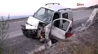 Tokat'ta Trafik Kazası: 3 Ölü, 2 Yaralı