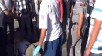 Adıyaman'da Otomobil Motosiklete Çarptı: 3 Yaralı