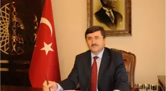 Kamu Çalışanları Vakfı Başkanı Kuru, Vali Öz'ü Ziyaret Etti