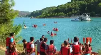 Baraj Gölünde Kano Heyecanı