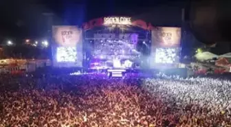 Rock'n Coke 60 Bin Katılımcıyla Tarihinin Rekorunu Kırdı