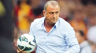 Milli Takımda Terim ile Yüzler Gülüyor