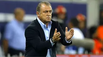 Milli Takımda Terim ile Yüzler Gülüyor