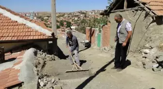 Sungurlu Belediyesi Yol Çalışmalarına Devam Ediyor